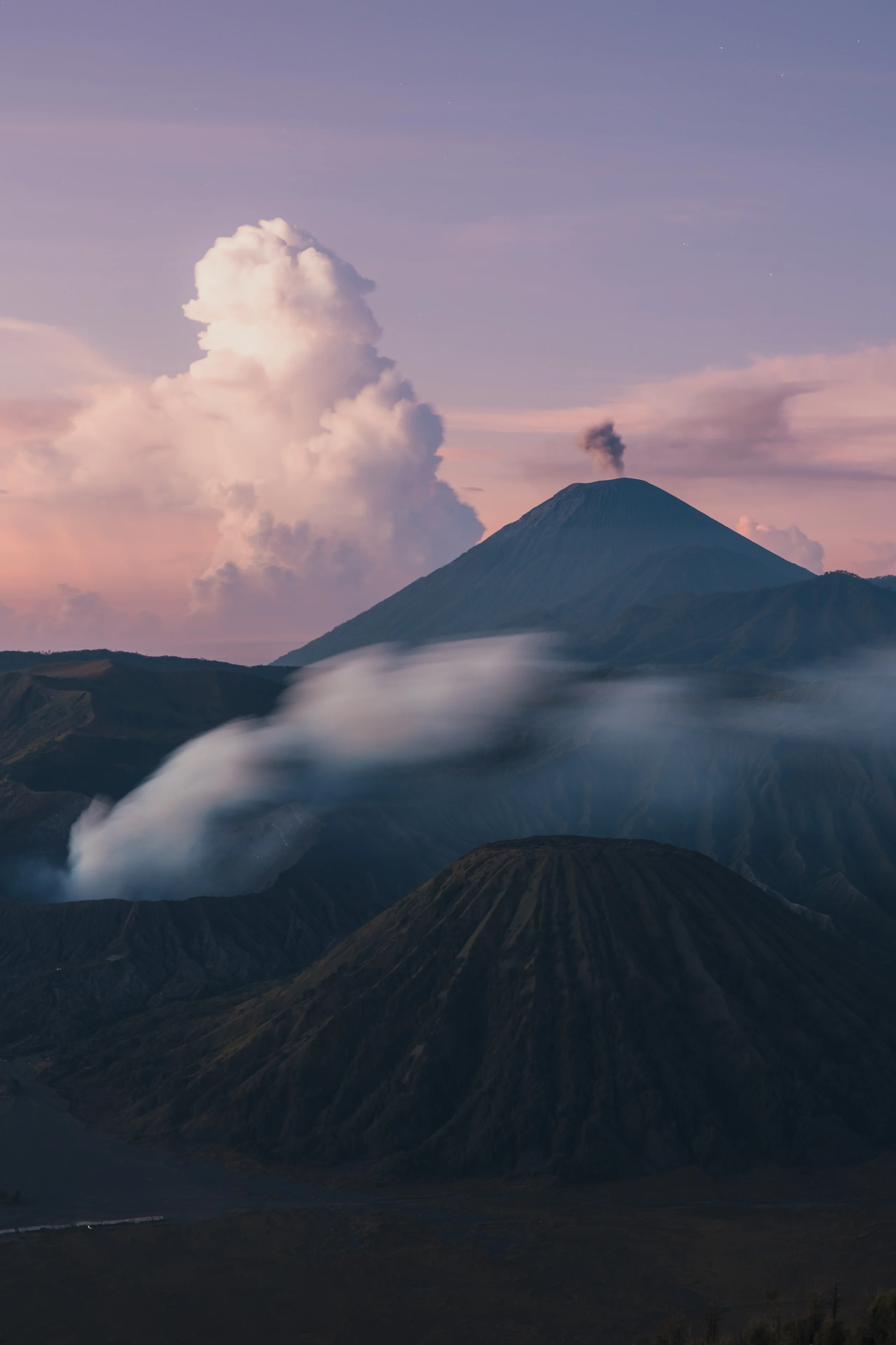 爪哇：火山上的晨光